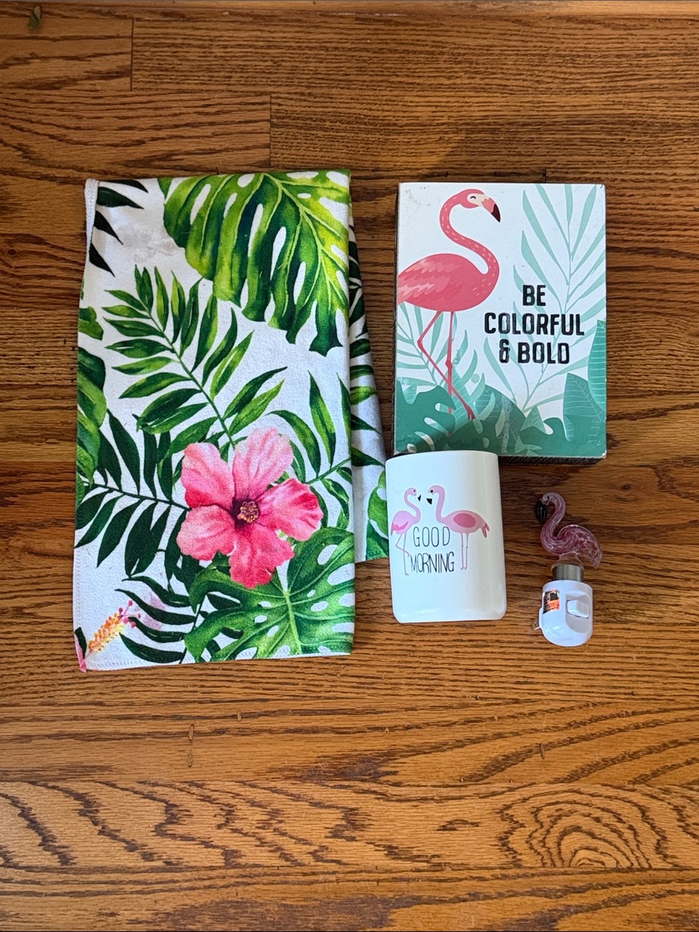 Tropical Flamingo bathroom set